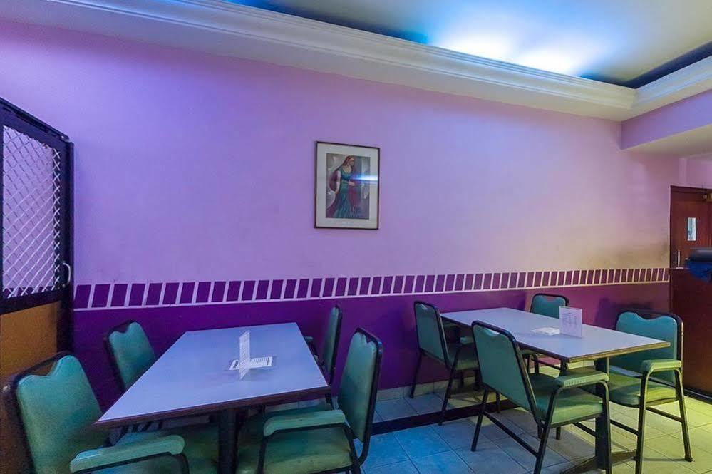 蒙纳 Issacs Residency酒店 外观 照片